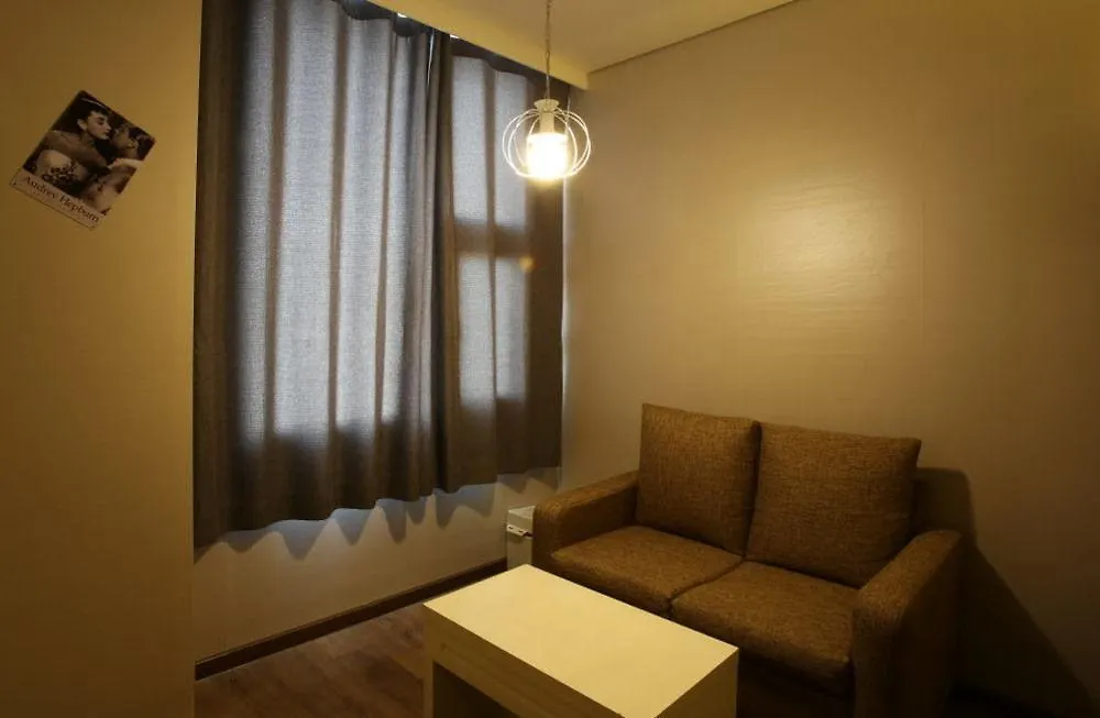 K City Hotel Seoul 3*,